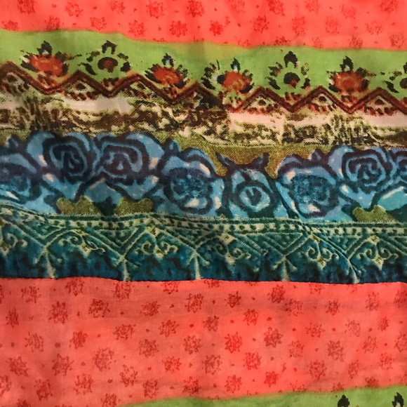 🌞 20x40 Colorful Print Infinity Fashion Scarf - Picture 3 of 3